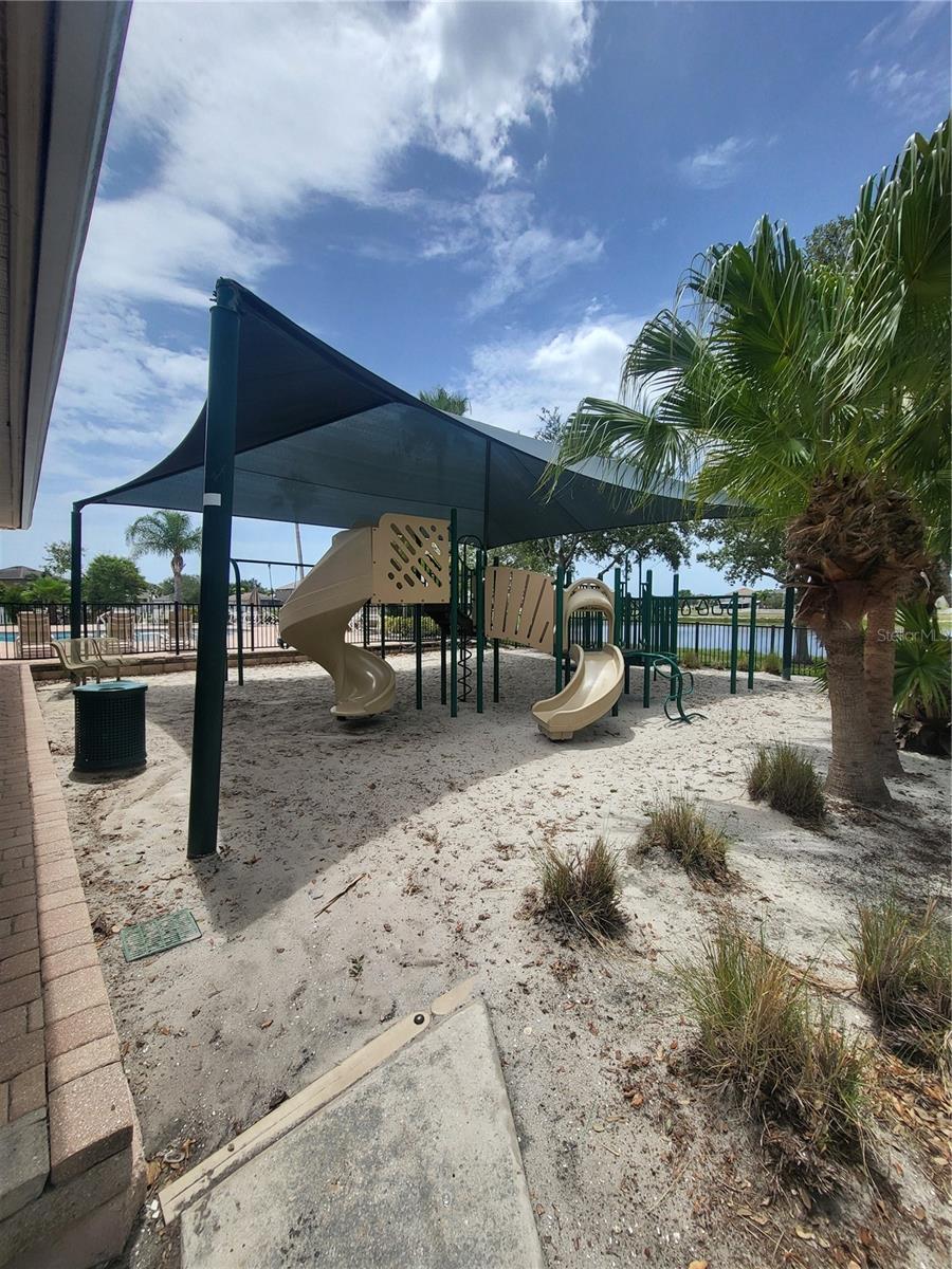 820 PARKER DEN DR — photo 33