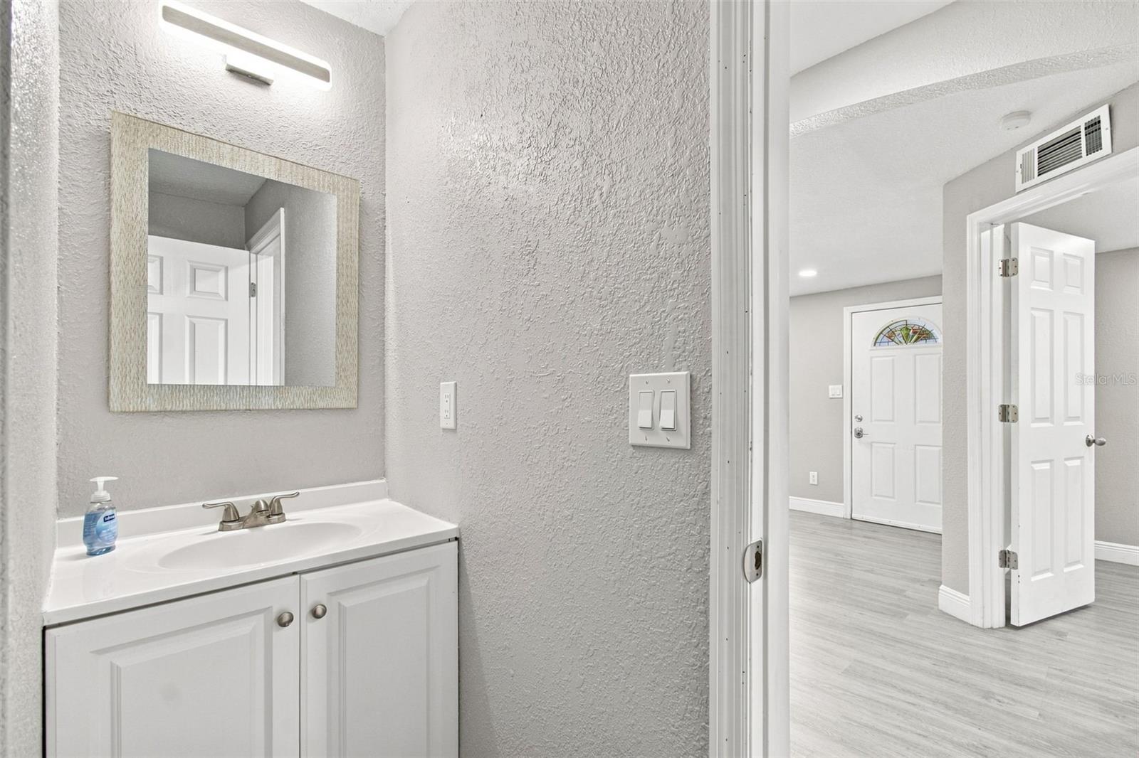 11011 PICKERING LN — photo 22