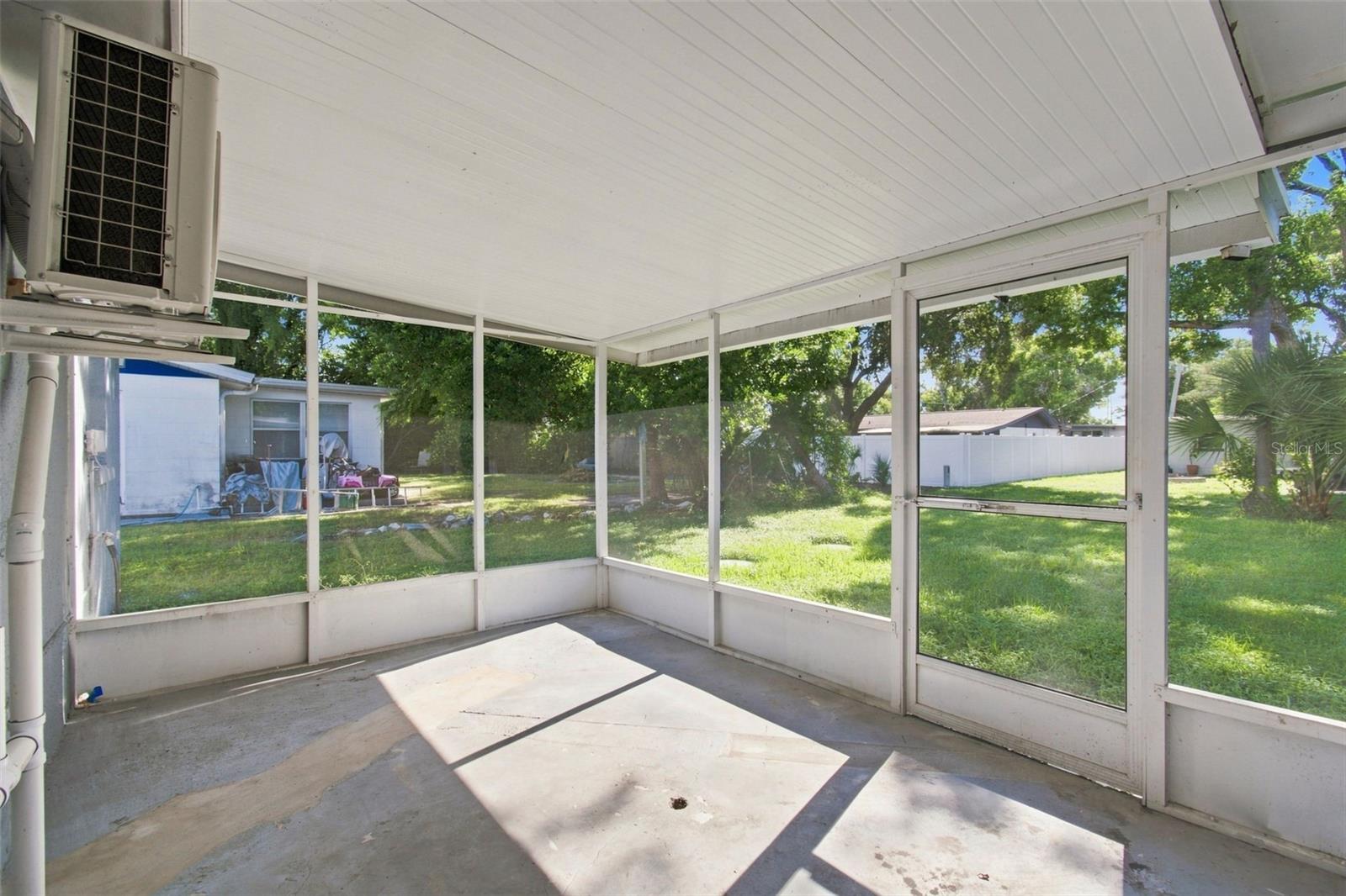11011 PICKERING LN — photo 29