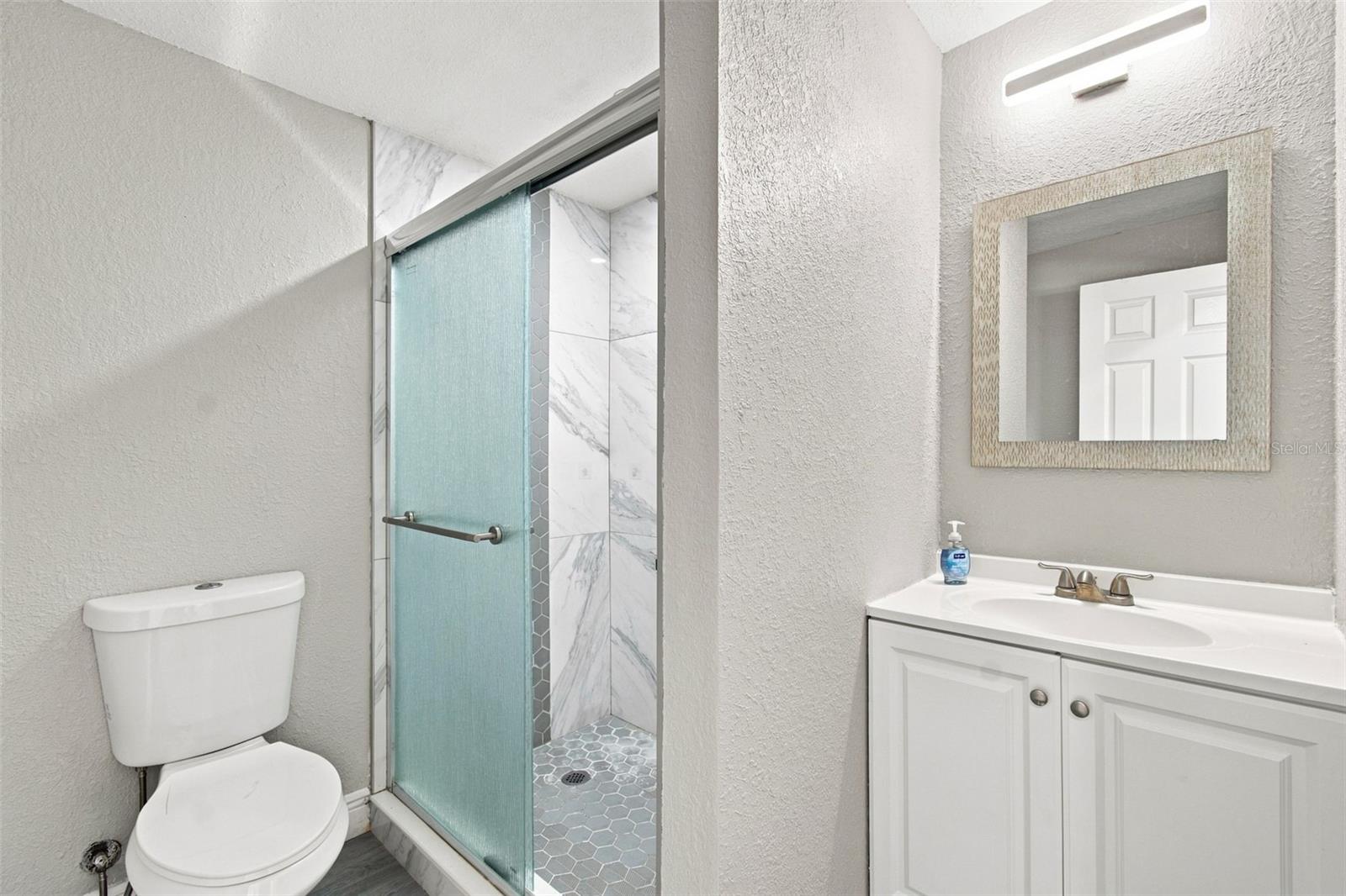 11011 PICKERING LN — photo 19