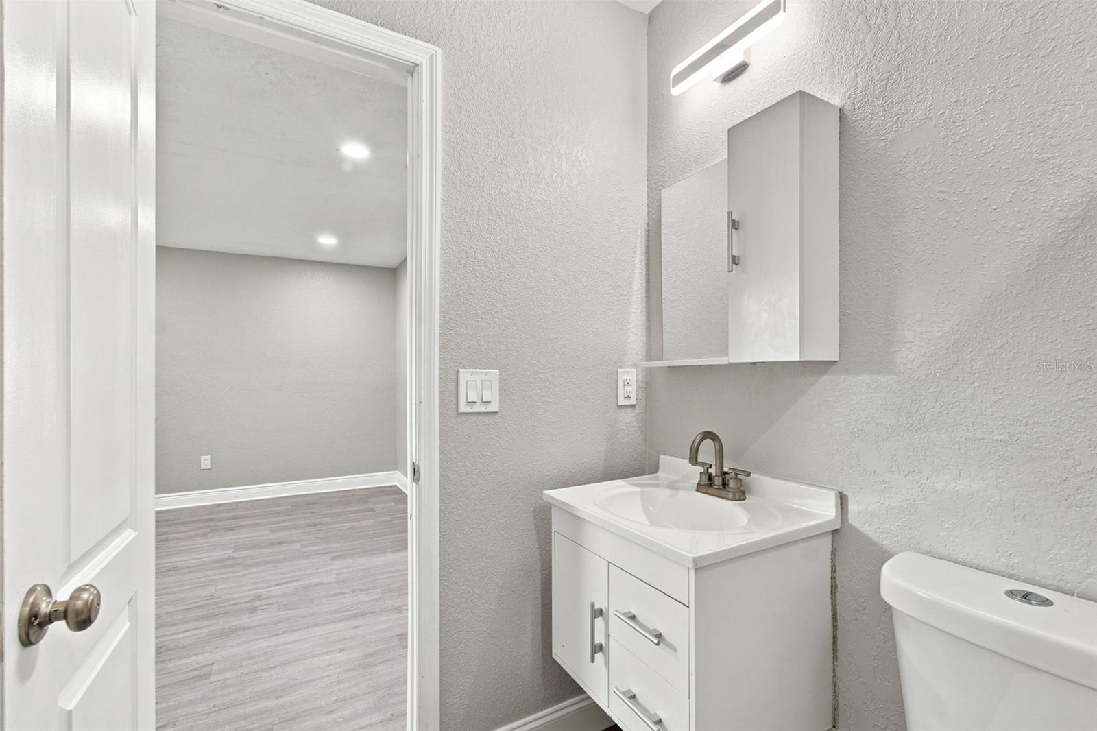 11011 PICKERING LN — photo 14