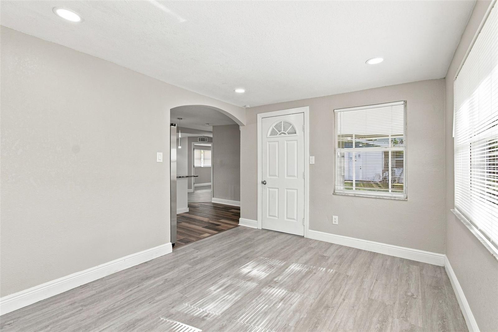 11011 PICKERING LN — photo 8