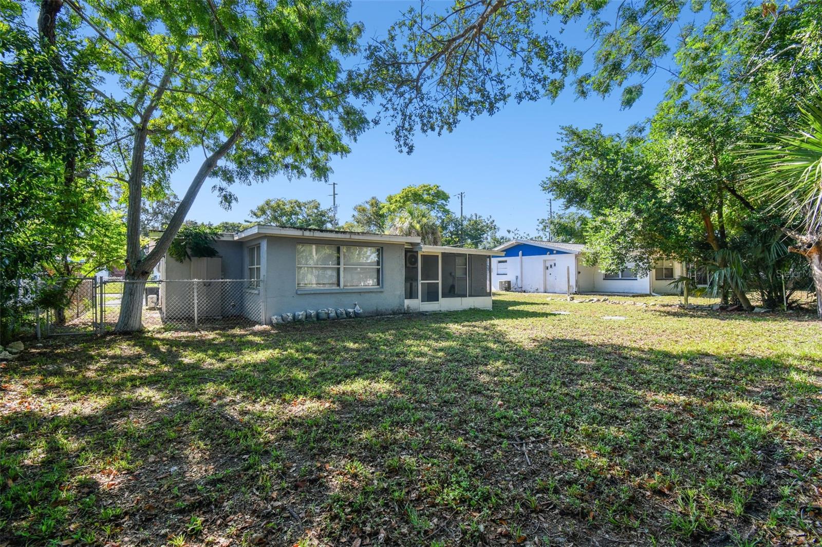 11011 PICKERING LN — photo 26