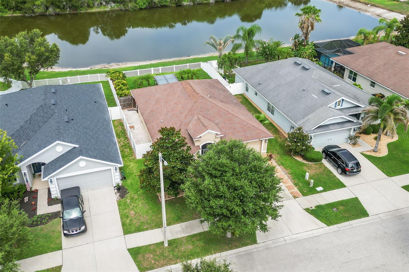 14358 EDINBURGH MOOR DR — photo 3