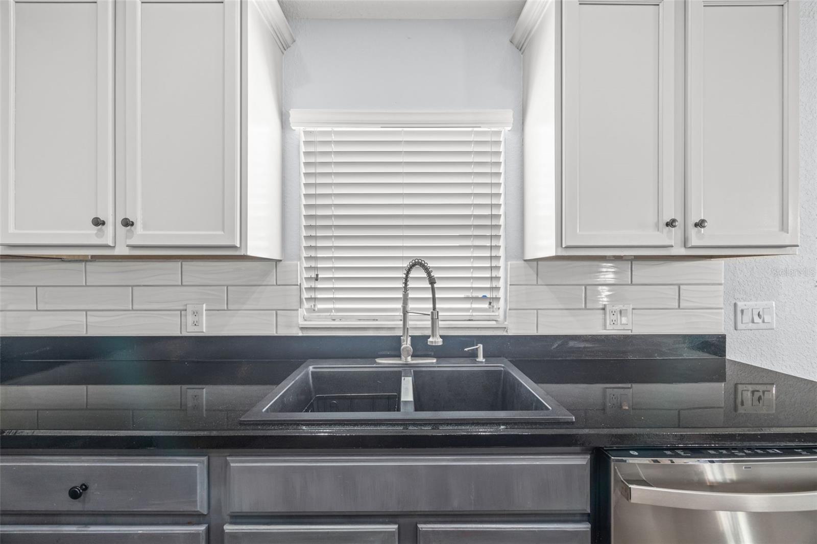 14358 EDINBURGH MOOR DR — photo 15