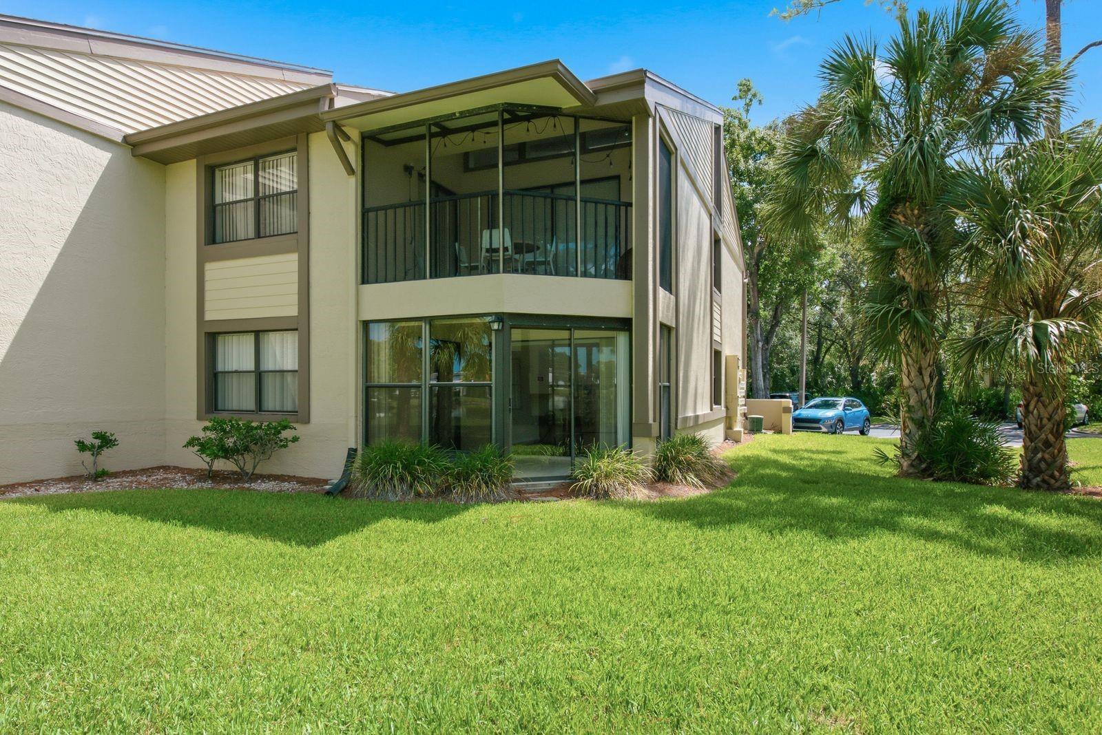 10 WOODLAKE PL — photo 35
