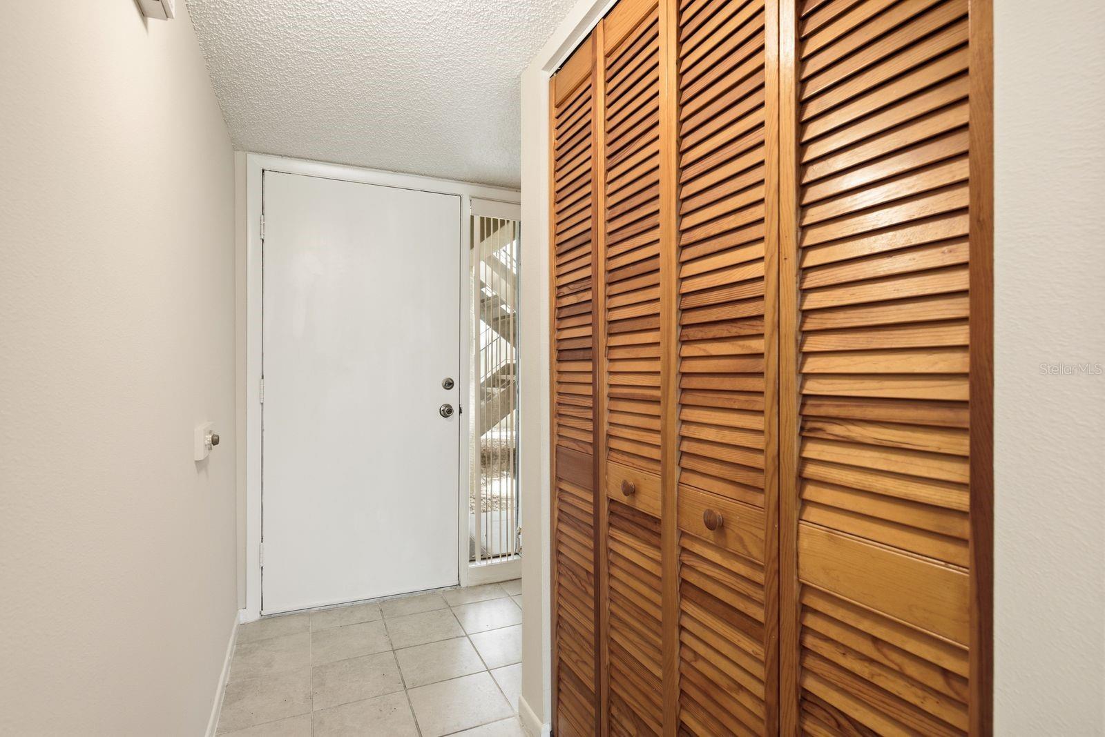 10 WOODLAKE PL — photo 7