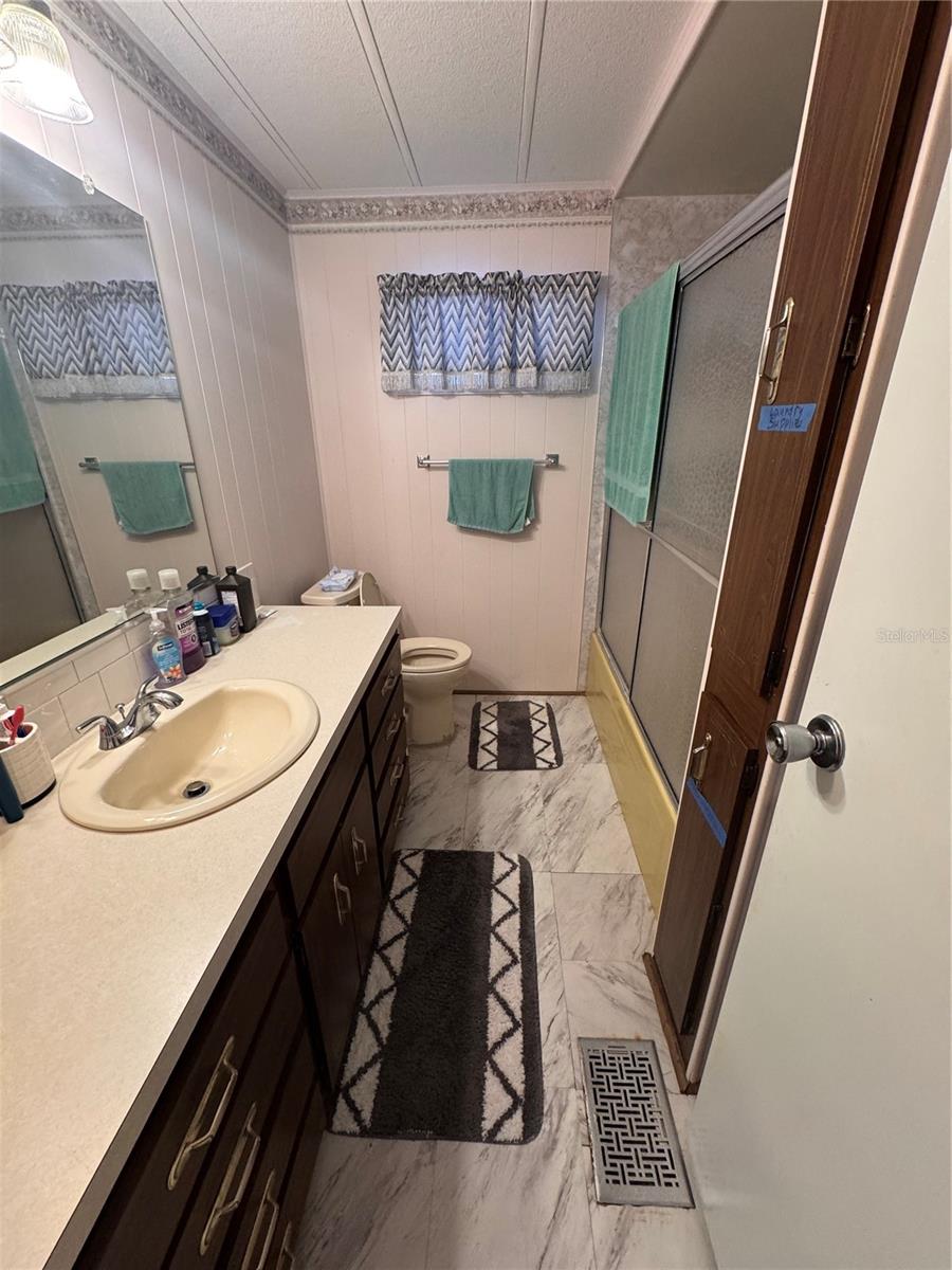 225 DIXIE LN — photo 12