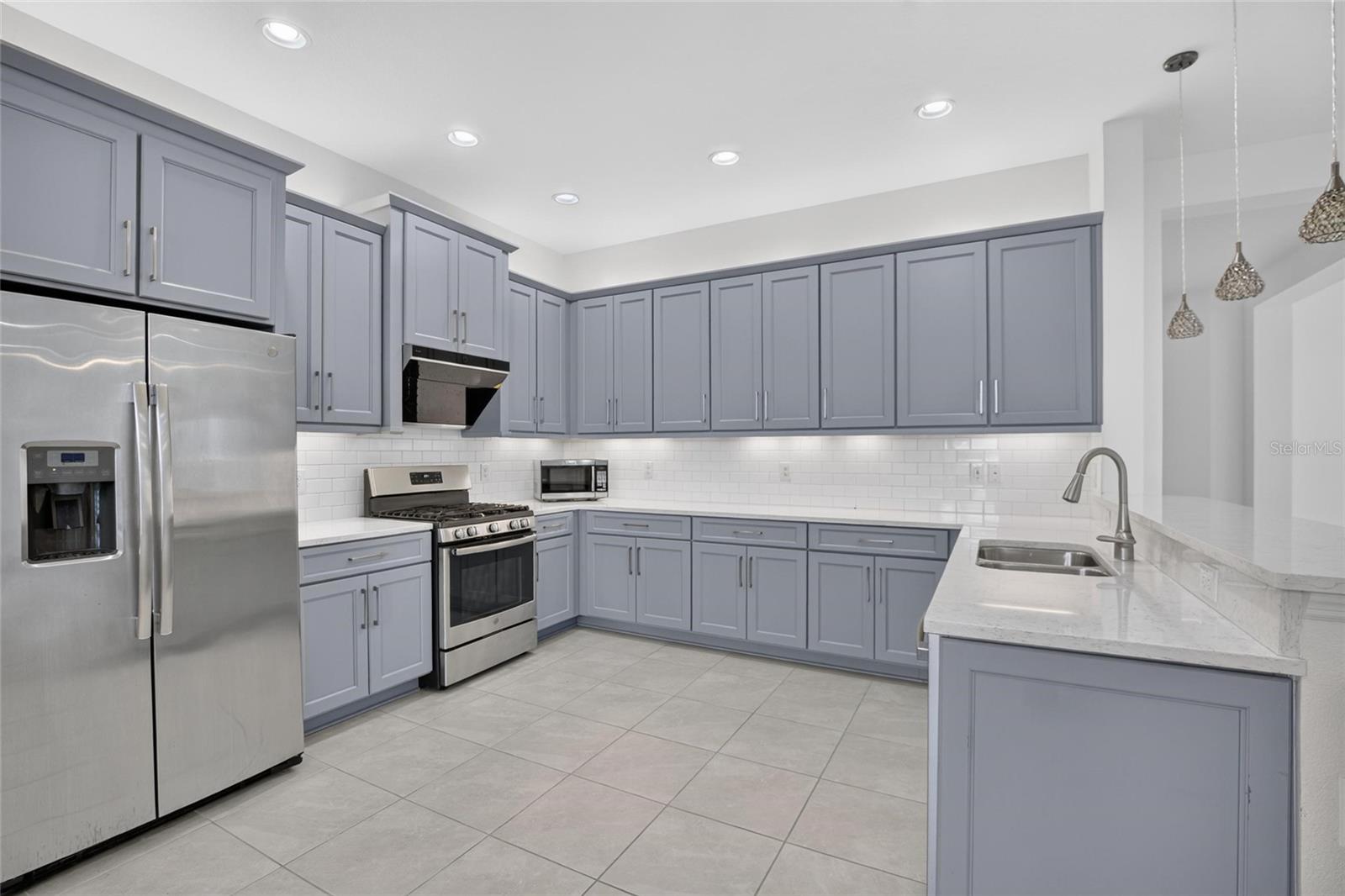 31142 LINDENTREE DR — photo 13