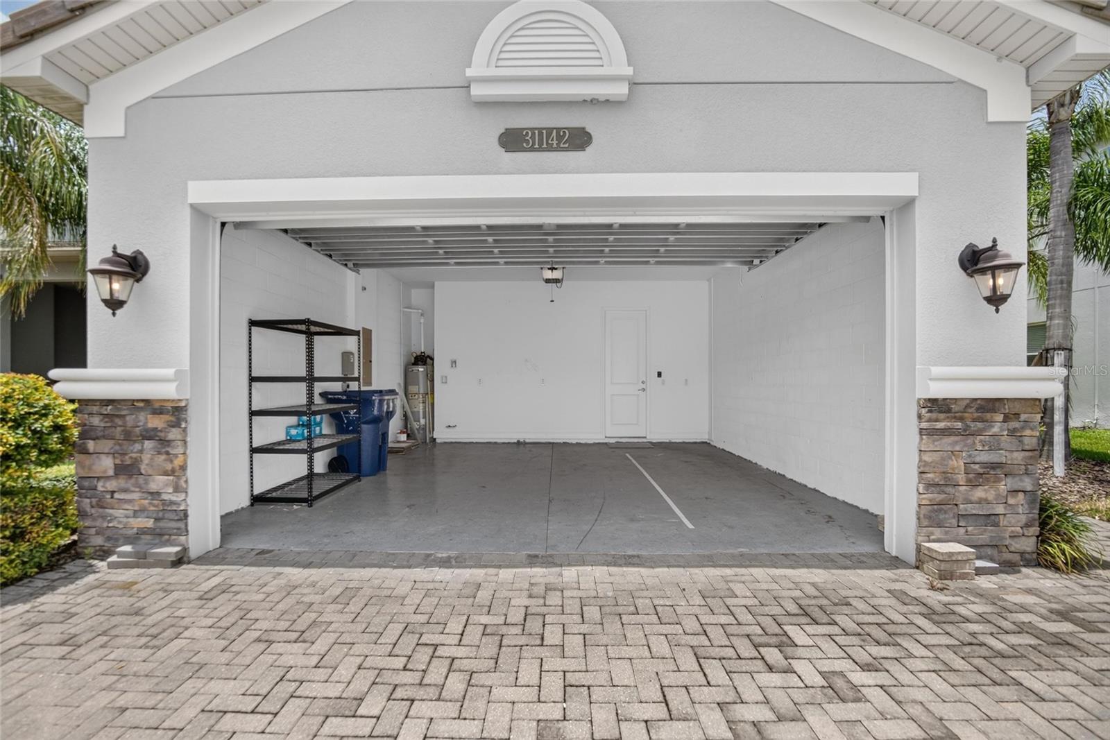 31142 LINDENTREE DR — photo 34