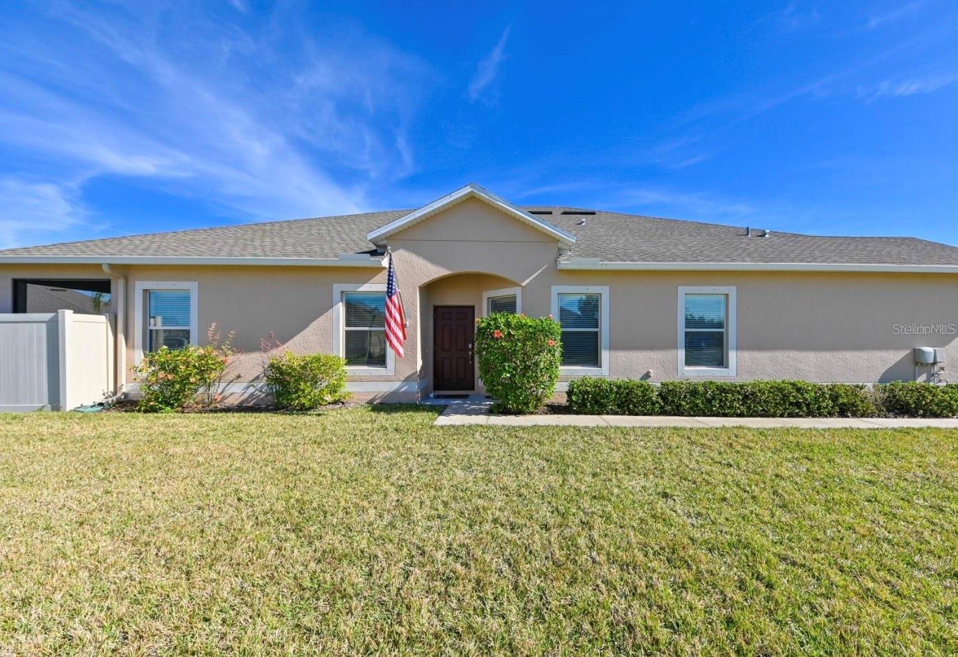 13529 CREST LAKE DR — photo 2