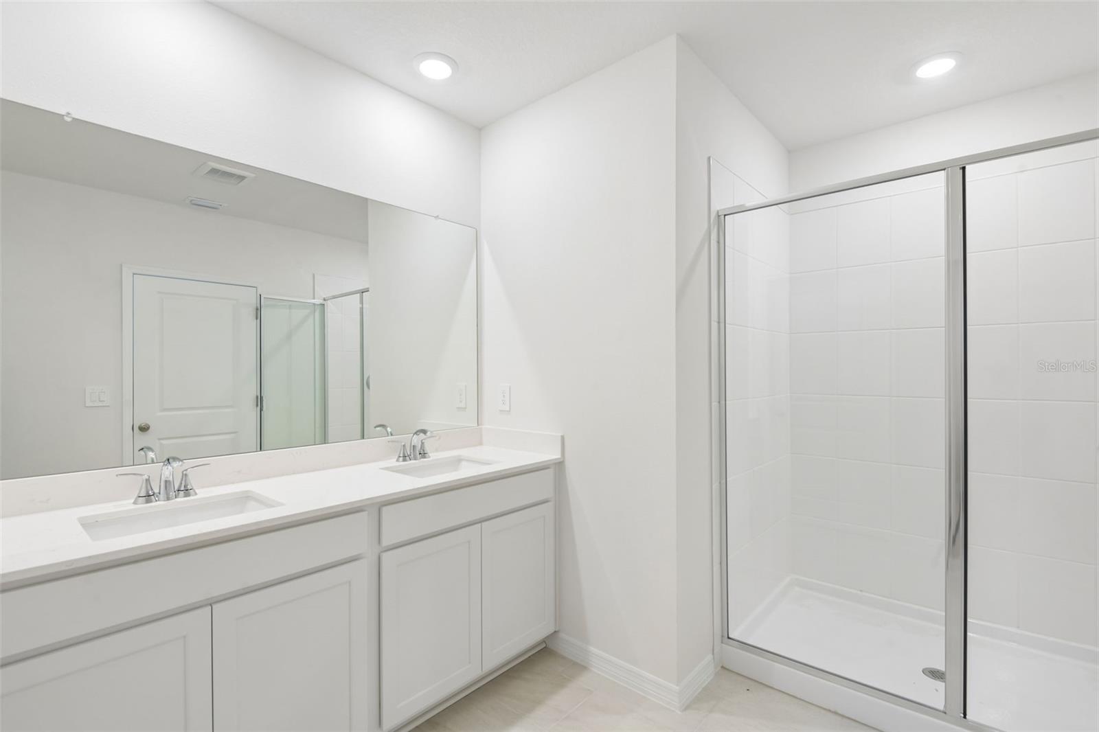 14152 HARVEST PINES LN — photo 32