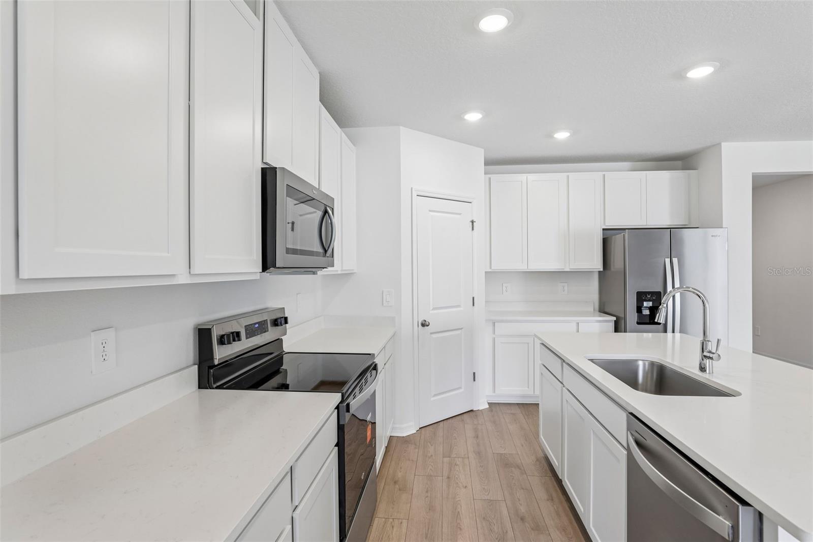 14164 HARVEST PINES LN — photo 11