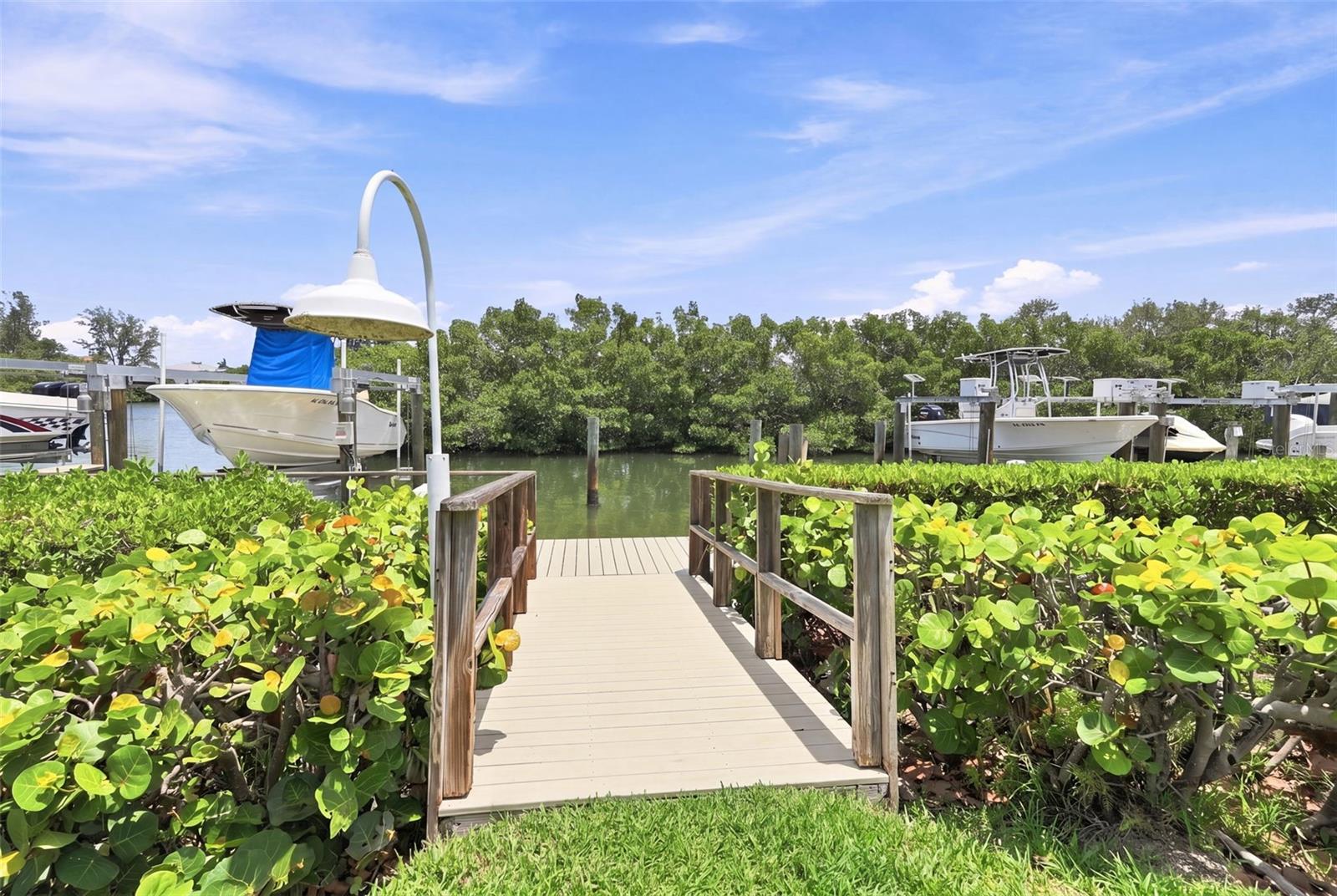 1375 PINELLAS BAYWAY S #39 — photo 31
