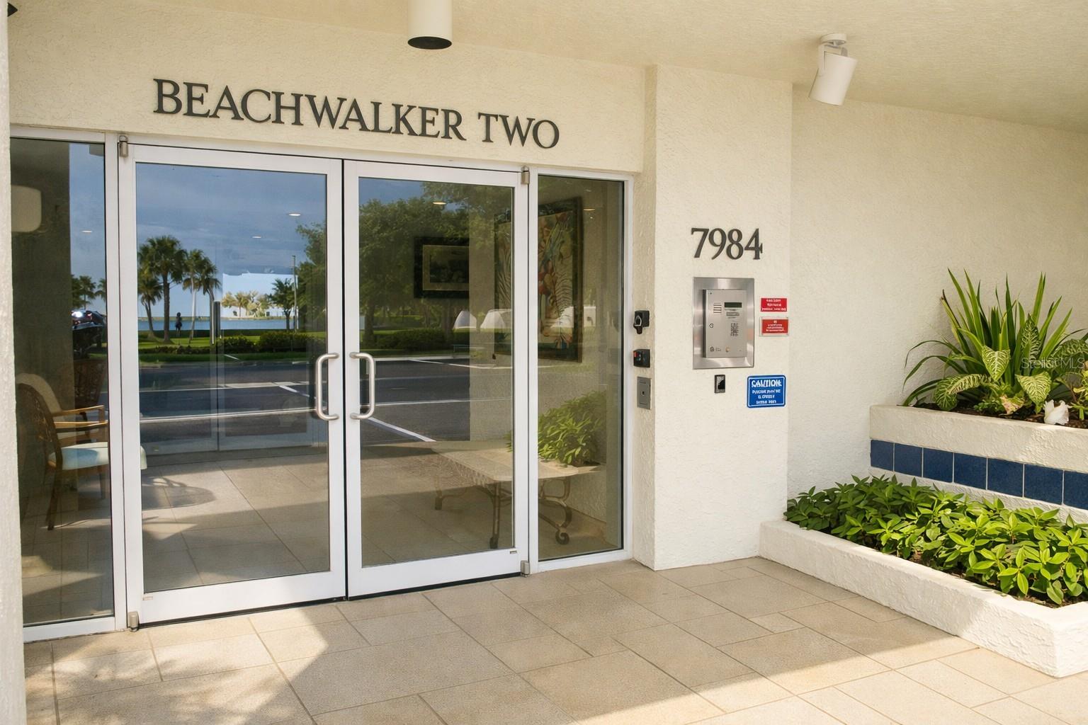 7984 SAILBOAT KEY BLVD S #306 — photo 4
