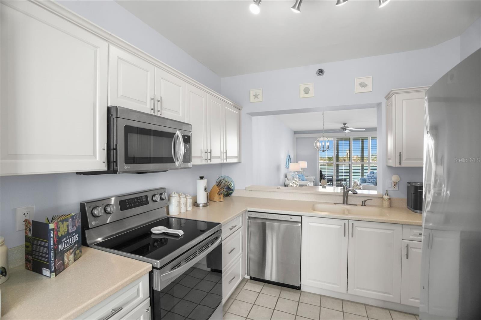 7984 SAILBOAT KEY BLVD S #306 — photo 17
