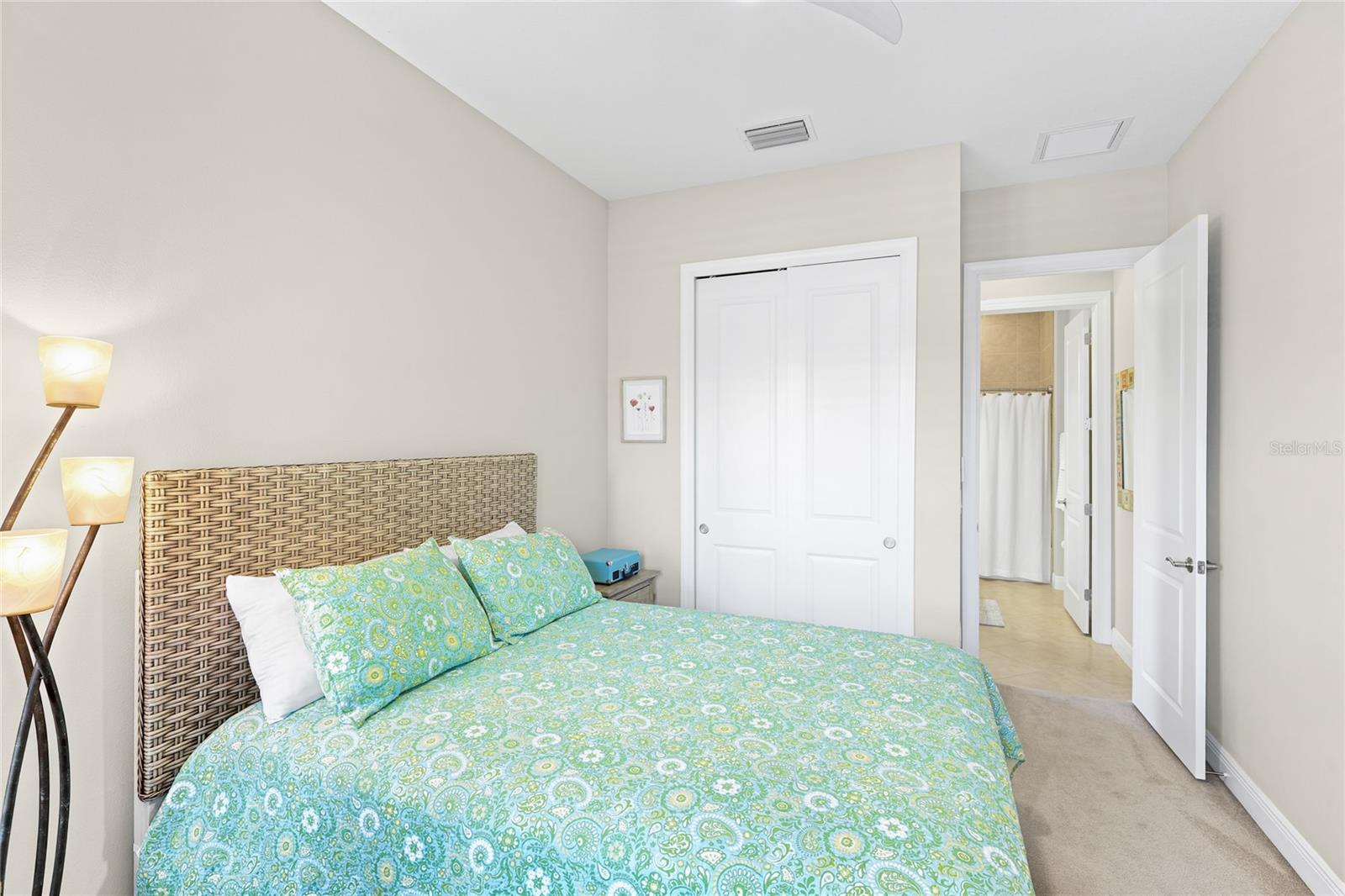 10496 CROOKED CREEK DR — photo 19