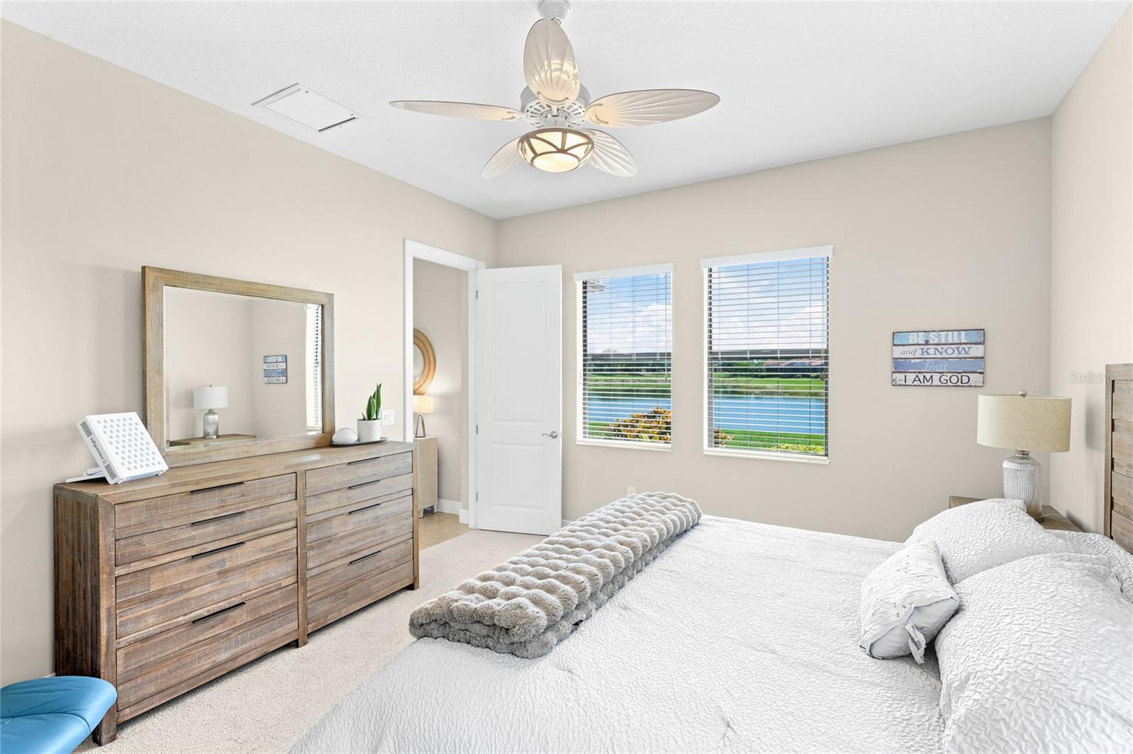 10496 CROOKED CREEK DR — photo 15