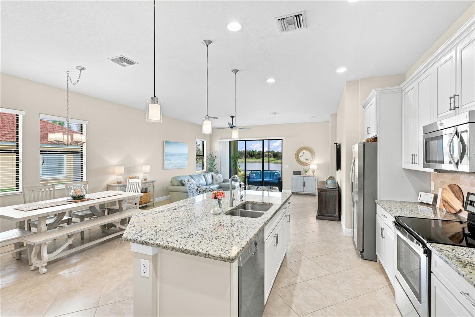 10496 CROOKED CREEK DR — photo 9