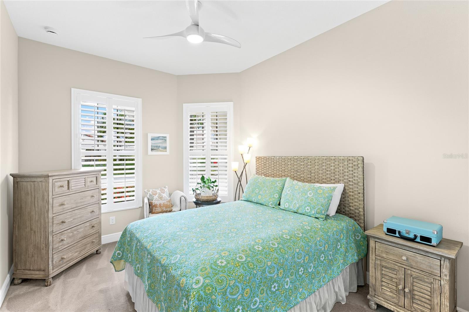 10496 CROOKED CREEK DR — photo 18