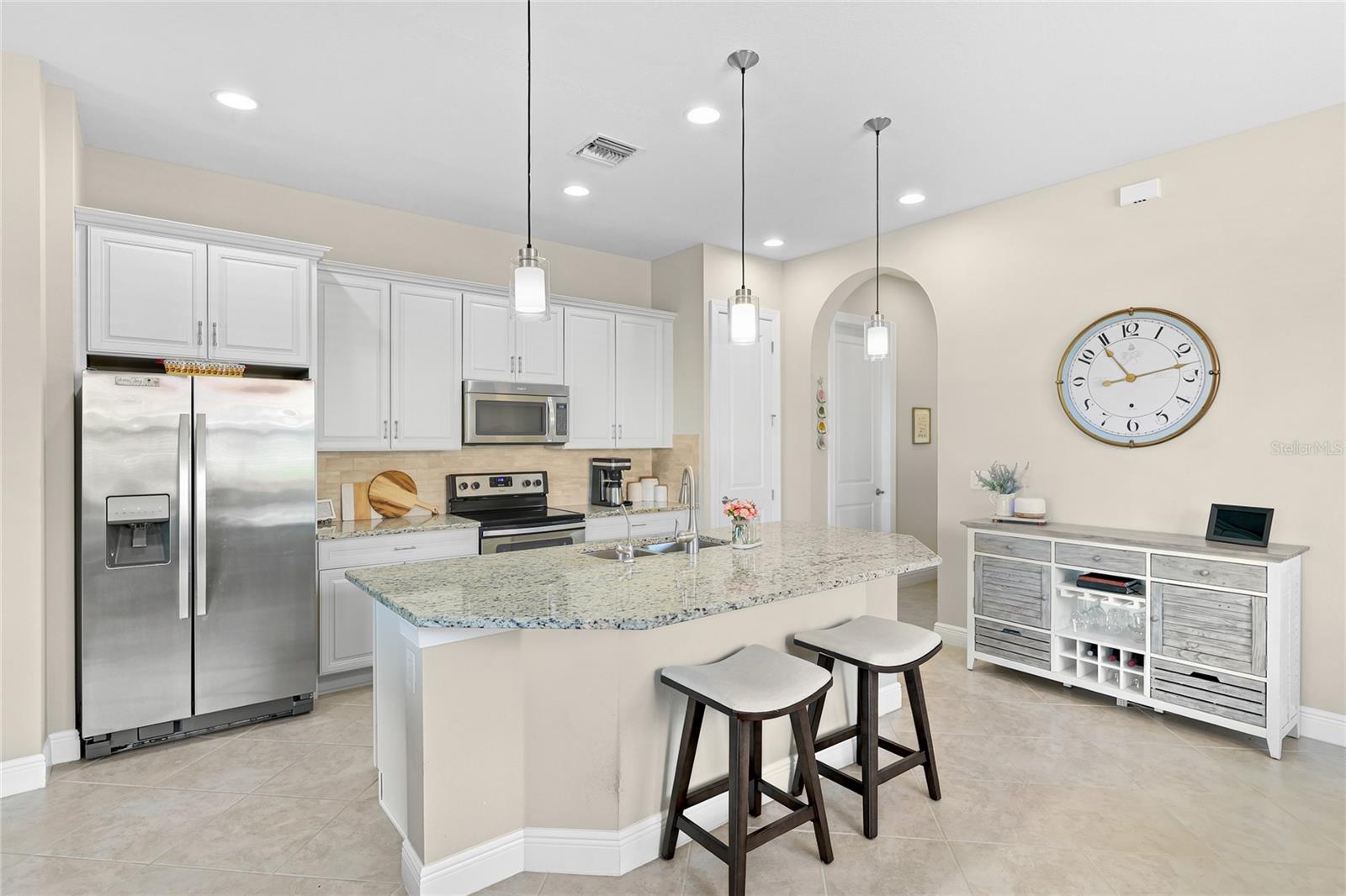 10496 CROOKED CREEK DR — photo 7