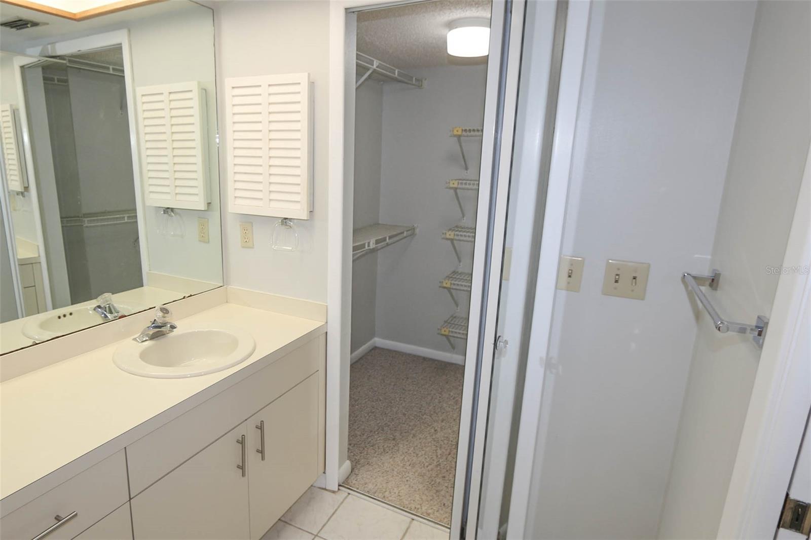 3203 LANDMARK DR #2202 — photo 21