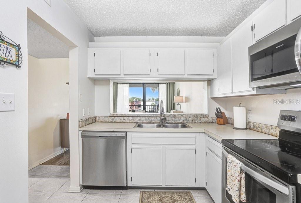 2424 W TAMPA BAY BLVD #M205 — photo 4