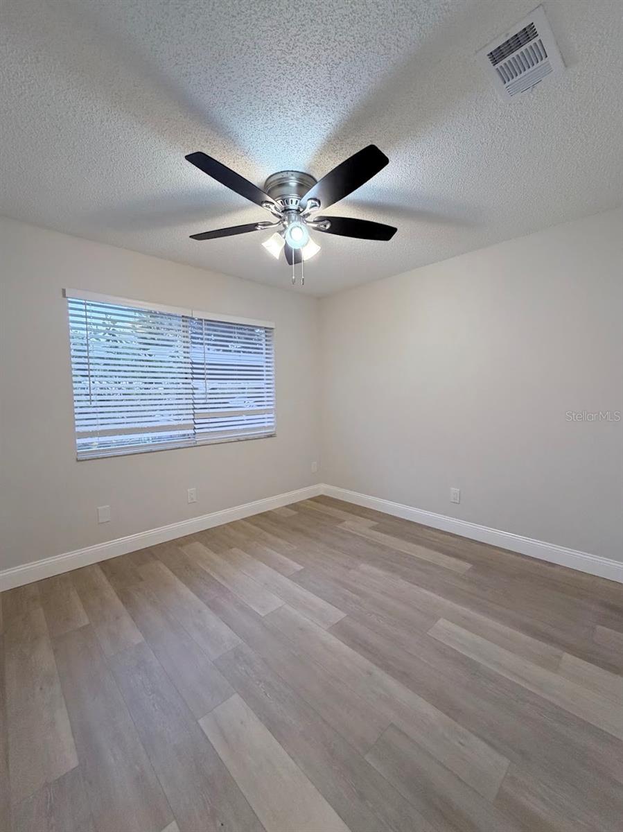 12406 EAGLESWOOD DR #B — photo 13