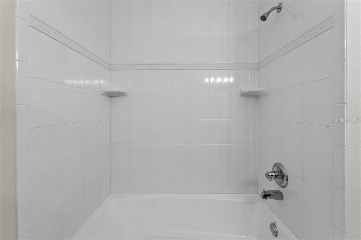 15707 COCHESTER RD — photo 63