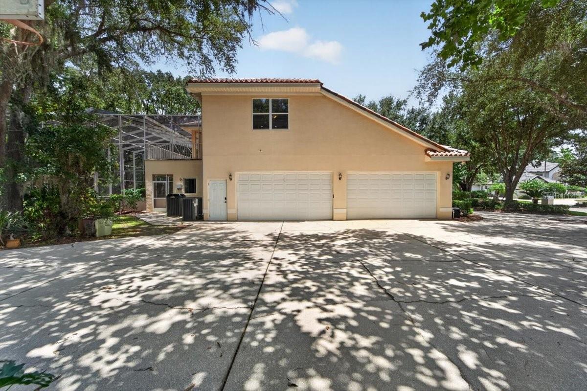 15707 COCHESTER RD — photo 34