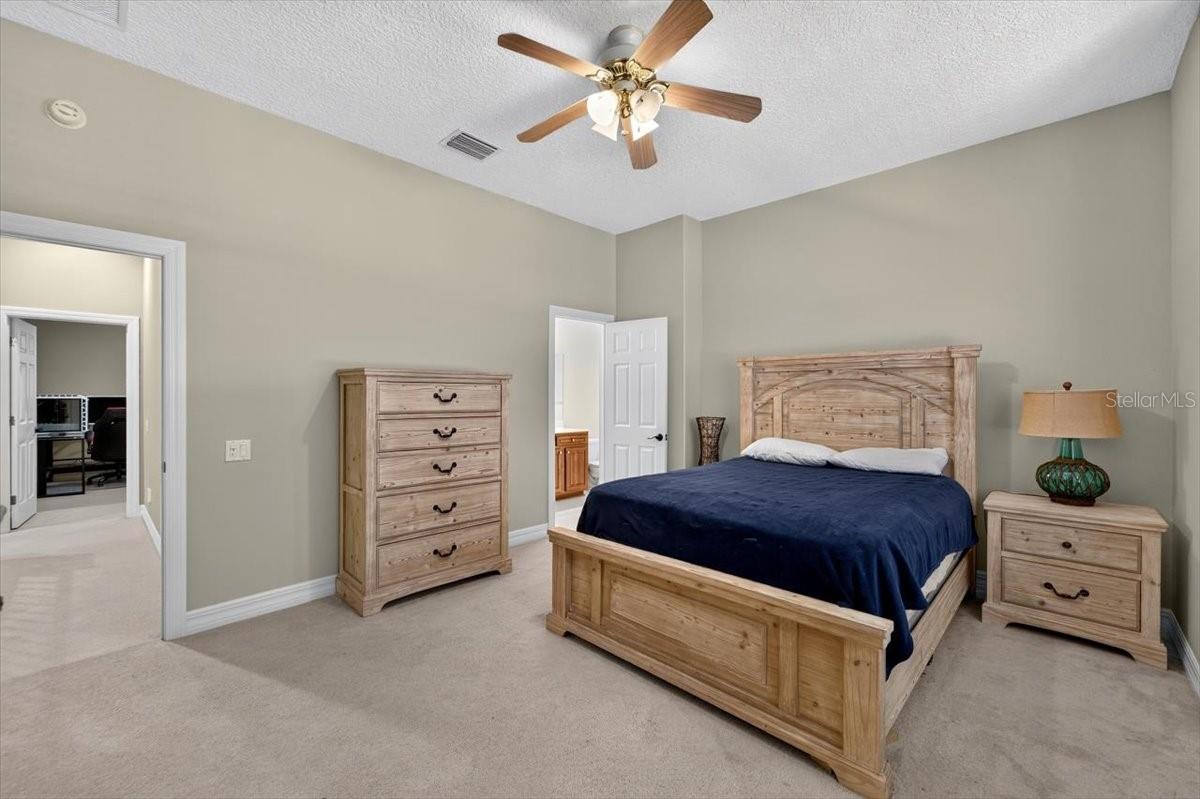 15707 COCHESTER RD — photo 66
