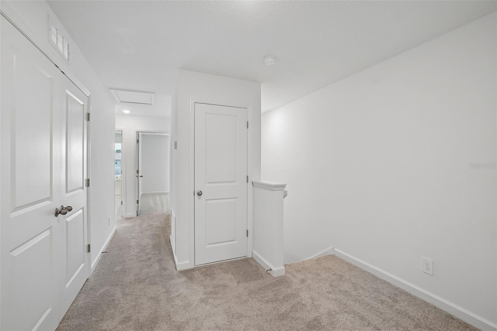 7556 DEER VALLEY CIRCLE — photo 19