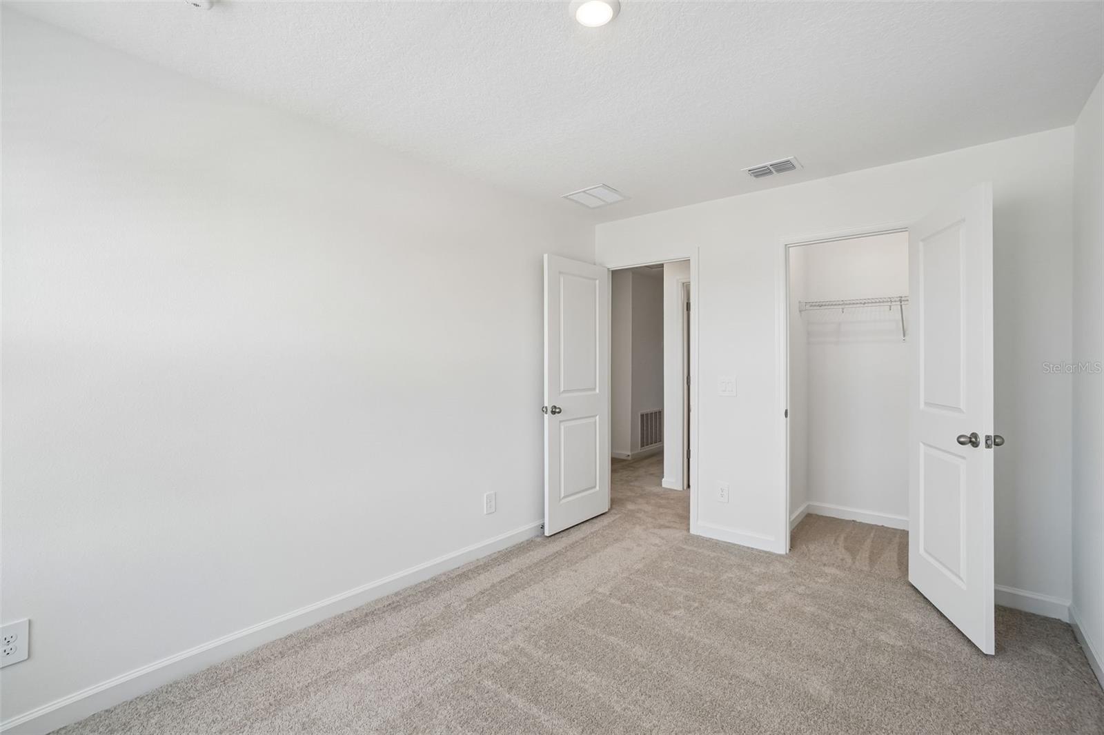 7556 DEER VALLEY CIRCLE — photo 29