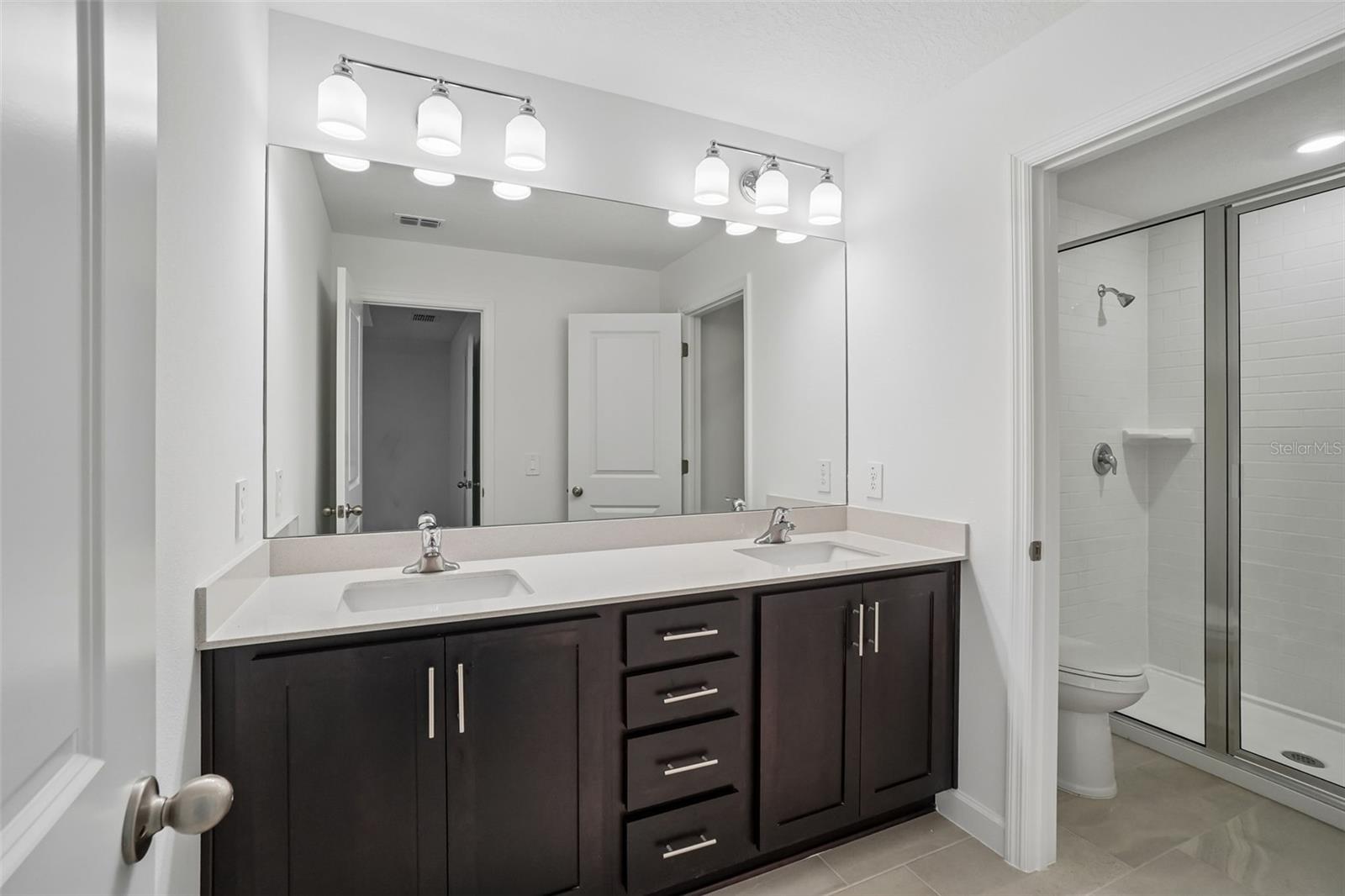 7556 DEER VALLEY CIRCLE — photo 24