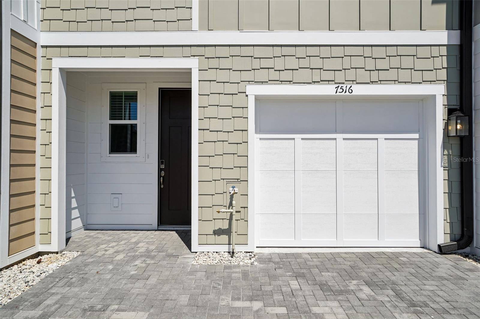 7556 DEER VALLEY CIRCLE — photo 3