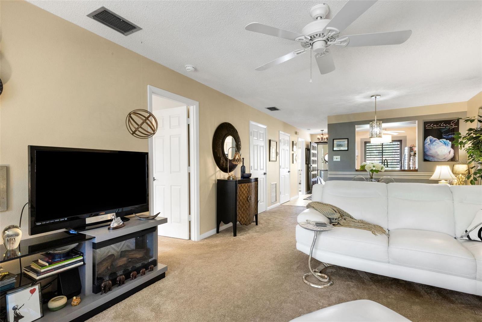 5252 LAKE VILLAGE DR #54 — photo 8