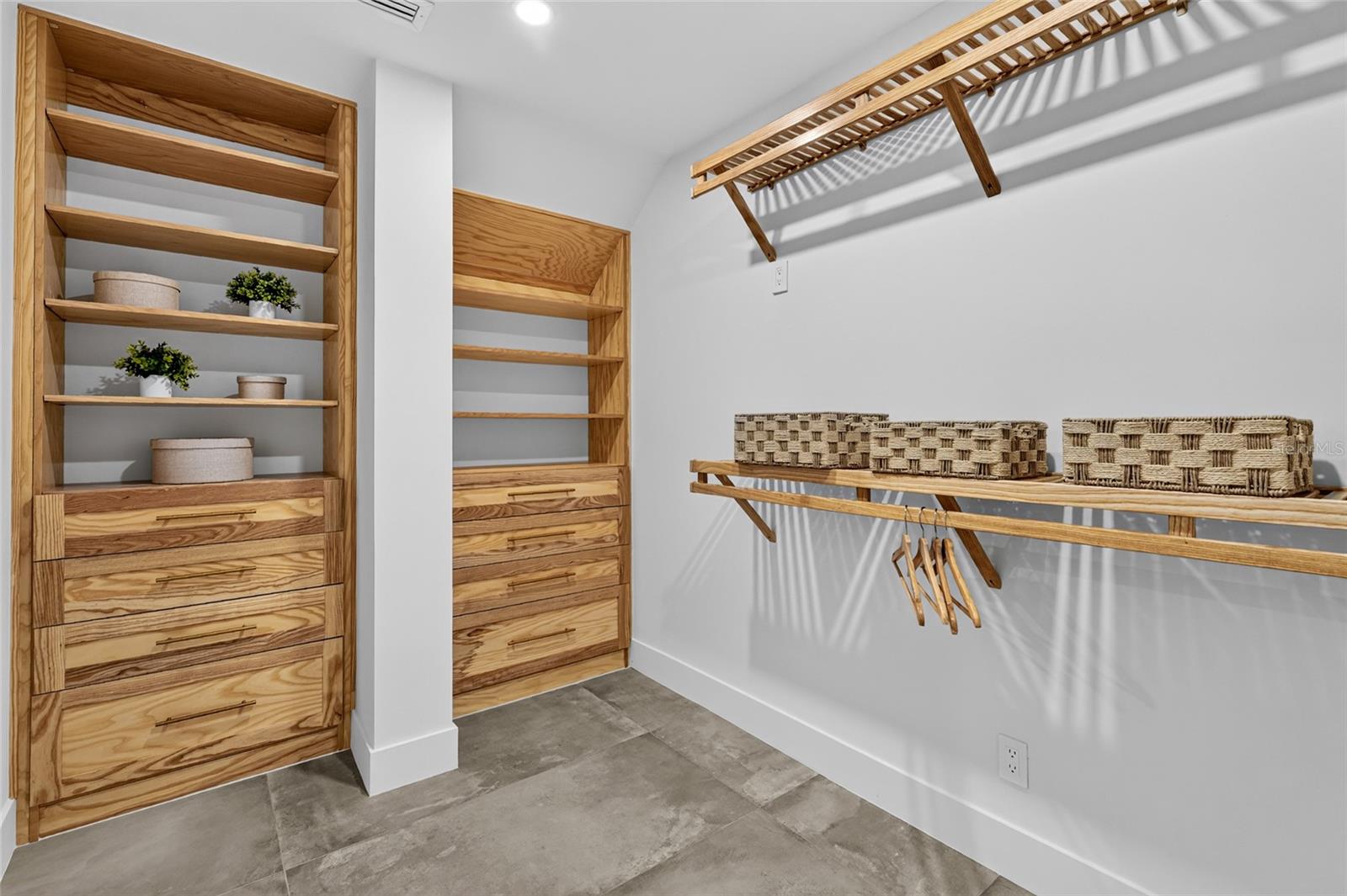 3325 WEBBER WOODS DR — photo 44
