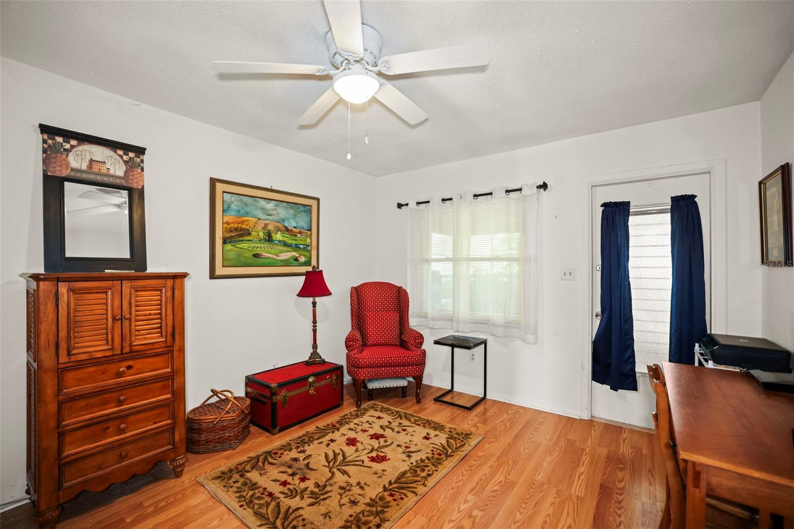 180 SKY LOCH DR W — photo 22