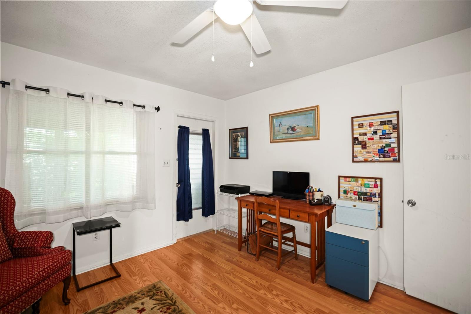 180 SKY LOCH DR W — photo 21