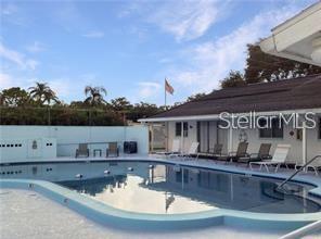 180 SKY LOCH DR W — photo 28