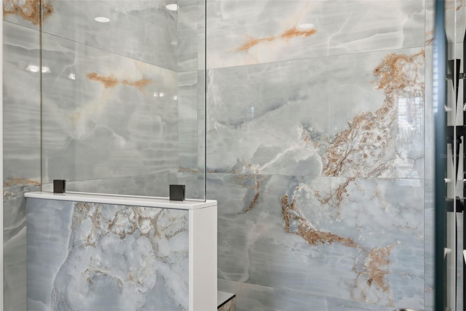 17204 YELLOW PINE ST — photo 30