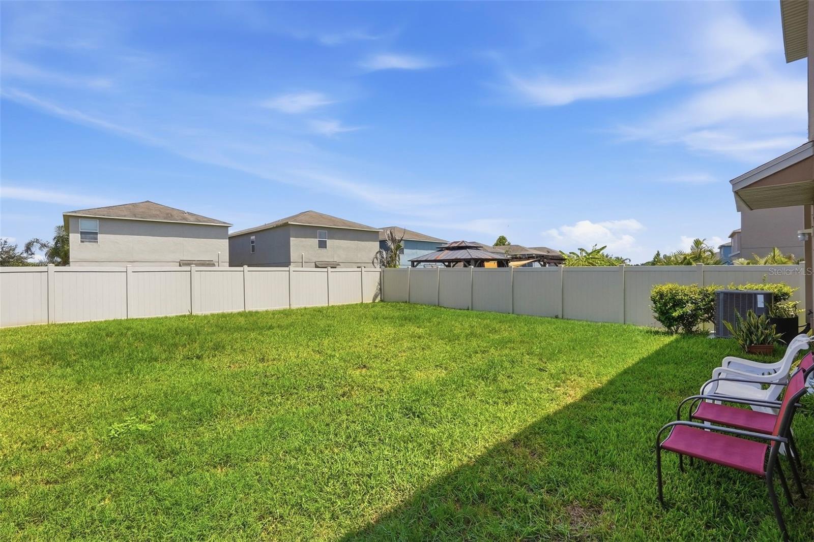 17204 YELLOW PINE ST — photo 45