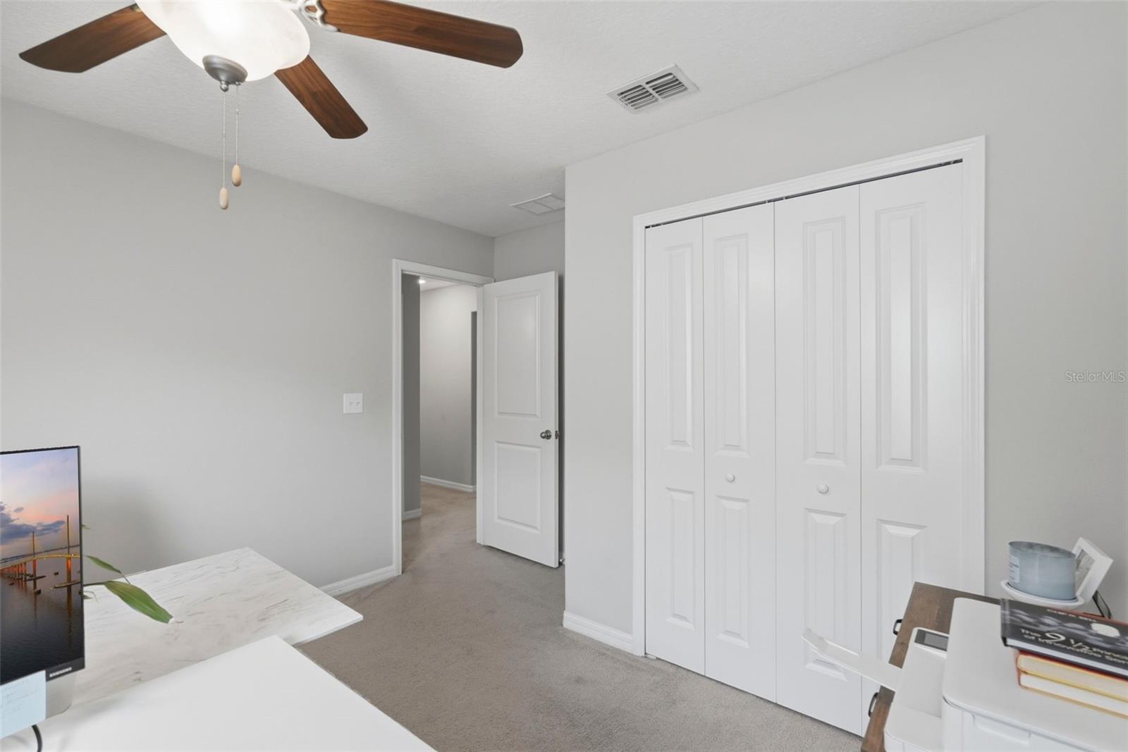 17204 YELLOW PINE ST — photo 42