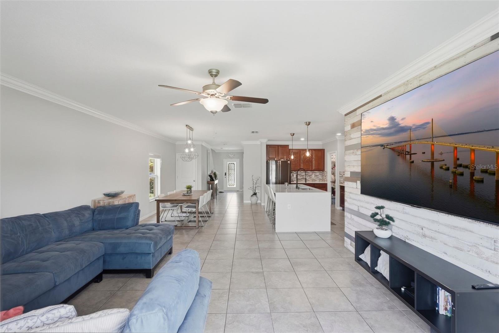 17204 YELLOW PINE ST — photo 3