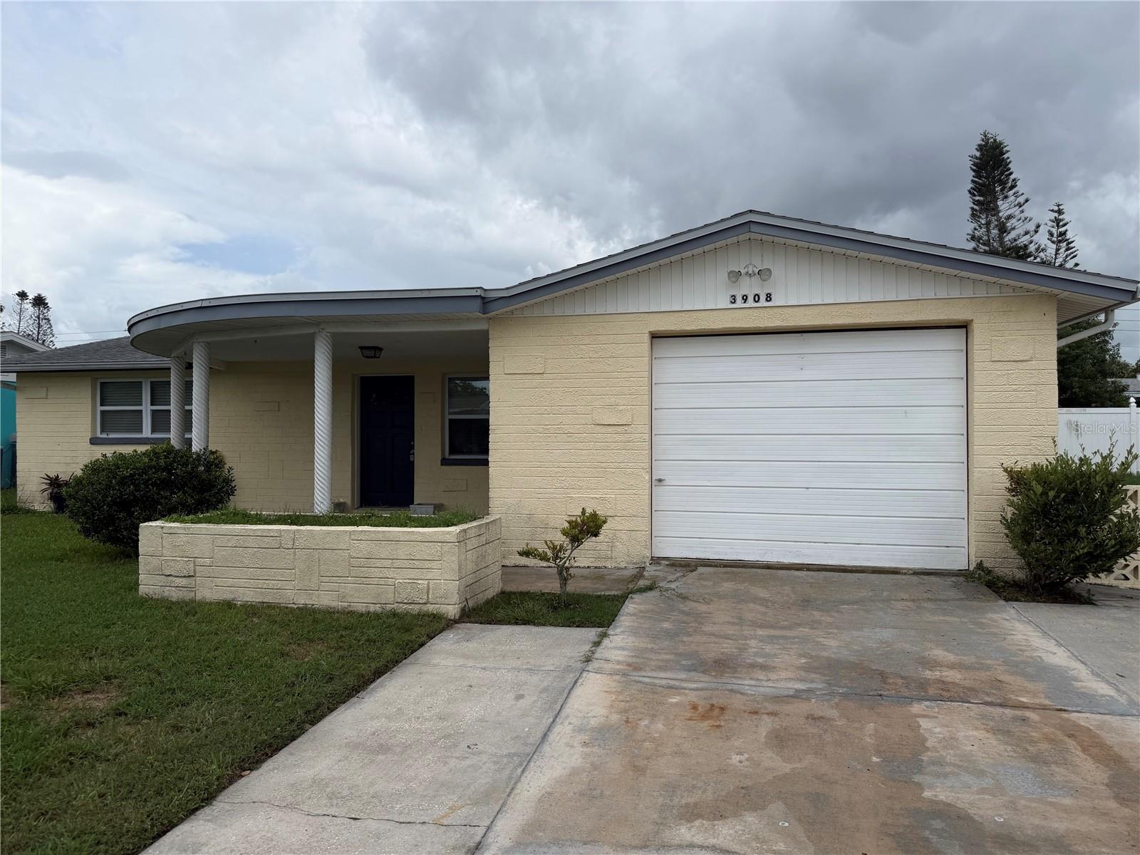3908 BADEN DR — photo 3
