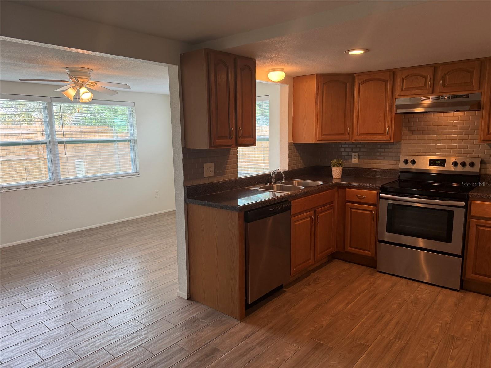 3908 BADEN DR — photo 10