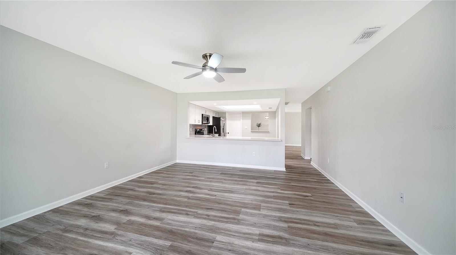 5689 EVERGREEN DR #18 — photo 14