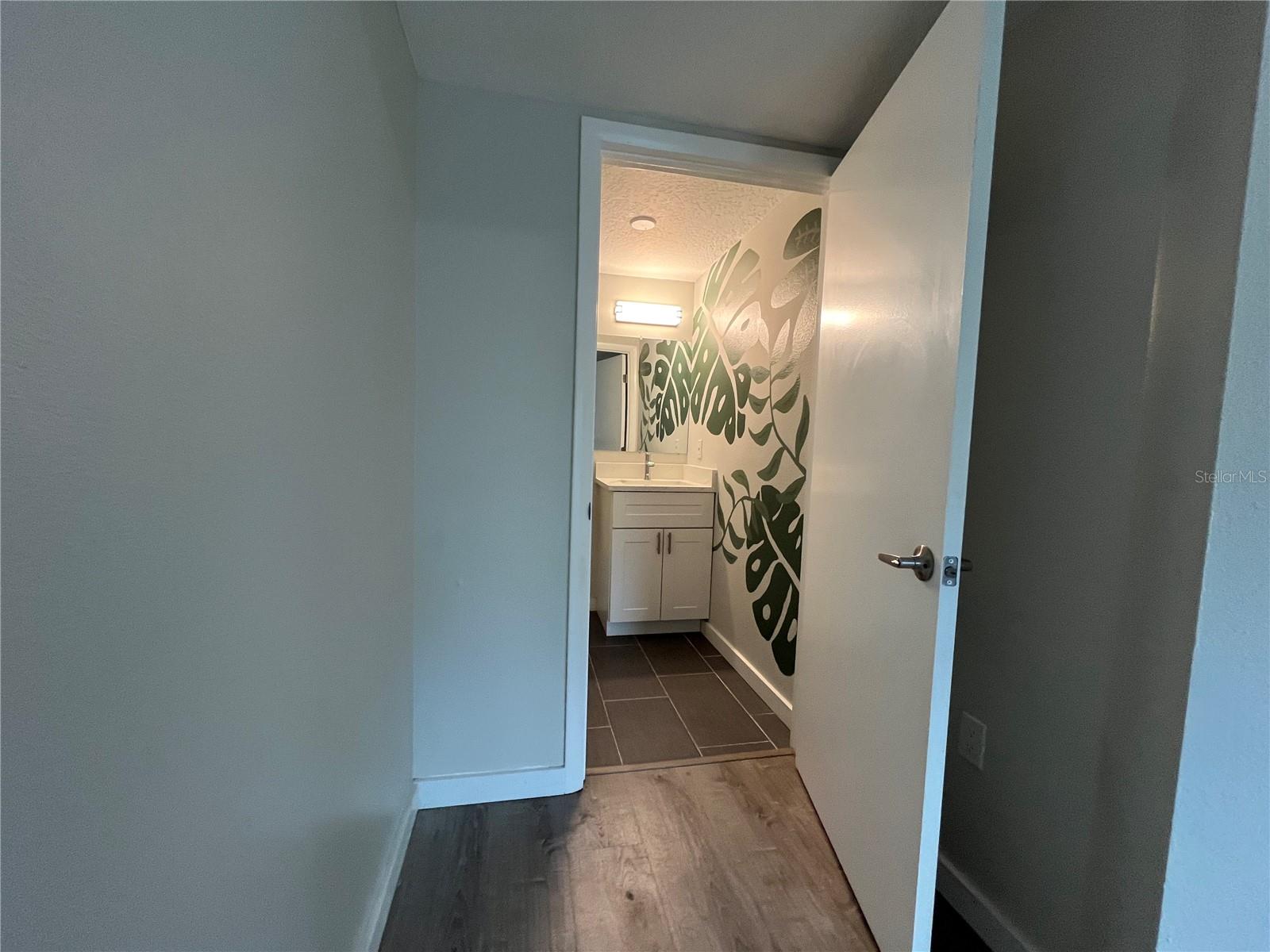 4326 TYLER CIR N — photo 29