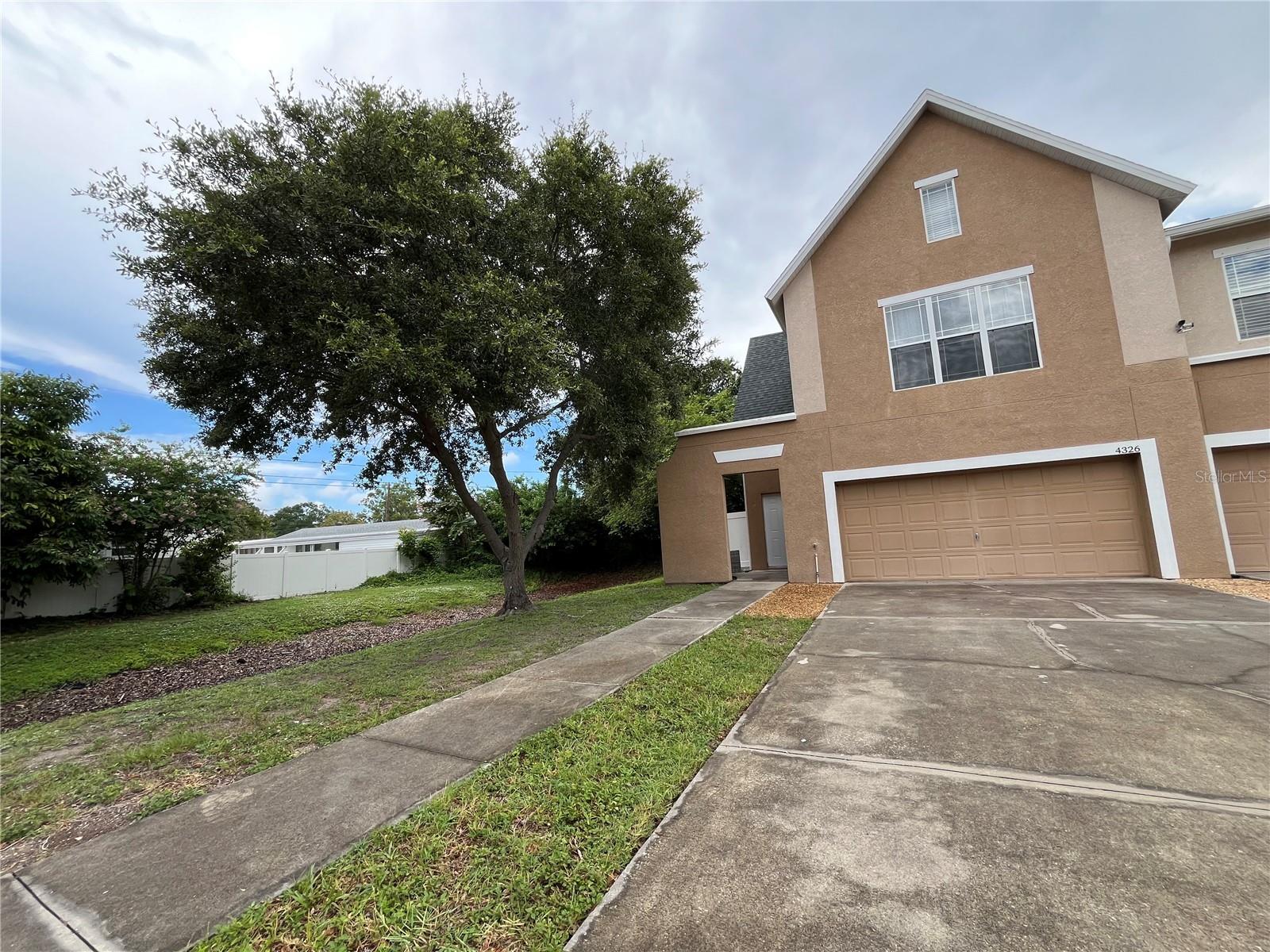 4326 TYLER CIR N — photo 5