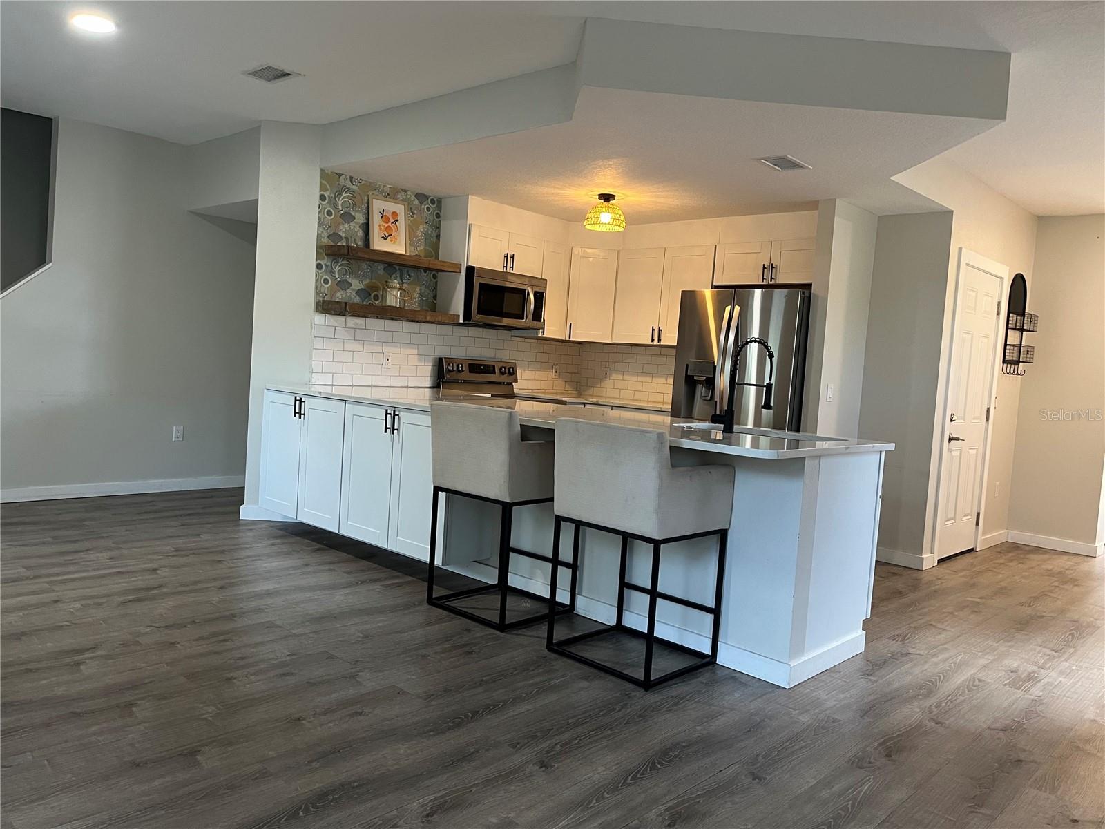 4326 TYLER CIR N — photo 15